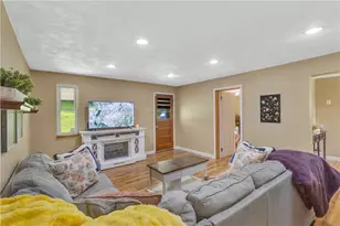 28 Petermans Ln, Pittsburgh, PA 15235 - Photo 18