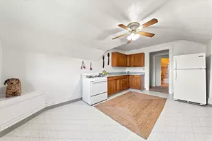 318 Mueller Ave, Pittsburgh, PA 15205 - Photo 16