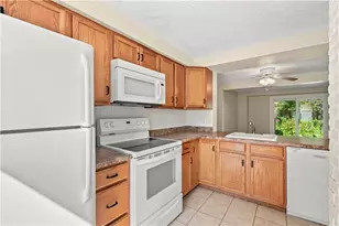 1017 Cottonwood Ct, Cranberry Township, PA 16066 - Photo 14