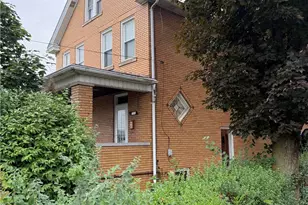 1700 Tyler St, Aliquippa, PA 15001 - Photo 4