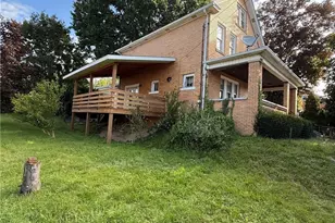 1700 Tyler St, Aliquippa, PA 15001 - Photo 6