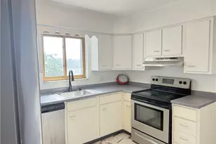 4526 Stilley Rd, Pittsburgh, PA 15227 - Photo 10