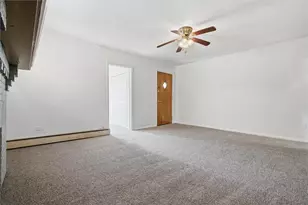 1124 Woodbourne Ave, Pittsburgh, PA 15226 - Photo 4