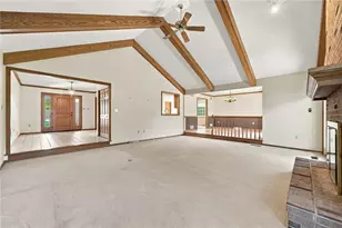110 Chapel View Dr, Hempfield Township, PA 15601 - Photo 8