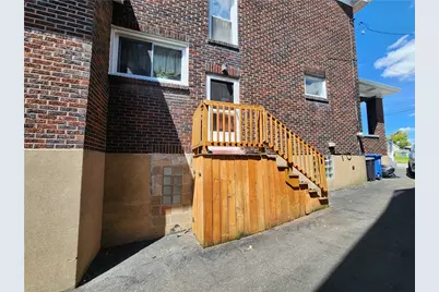 2004 Duquesne Ave, McKeesport, PA 15132 - Photo 4