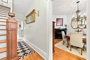 353 Spahr St, Pittsburgh, PA 15232 - Photo 8