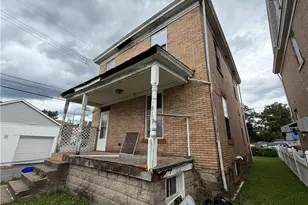 408 Ferree St, Coraopolis, PA 15108 - Photo 4