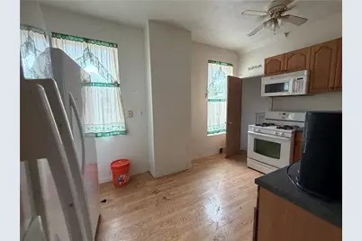 408 Ferree St, Coraopolis, PA 15108 - Photo 12