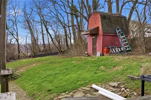 501 Camp Ave, New Kensington, PA 15068 - Photo 8