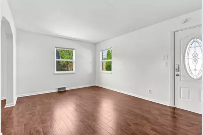 705 Greenlee Rd, Pittsburgh, PA 15227 - Photo 8
