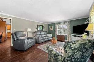 929 Old Pulaski Rd, Neshannock Township, PA 16105 - Photo 10
