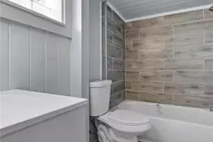 2133 E Beckert Ave, Pittsburgh, PA 15212 - Photo 8