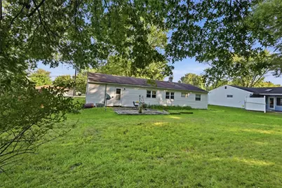 915 Clarksville Rd, Hermitage, PA 16148 - Photo 4