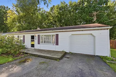 915 Clarksville Rd, Hermitage, PA 16148 - Photo 6