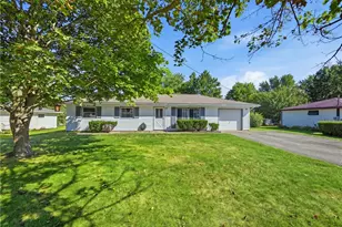 1000 Clarksville Rd, Hermitage, PA 16148 - Photo 1