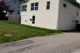 104 N 6th Street Rear, Youngwood, PA 15697 - Photo 1