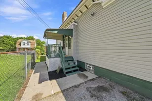 318 Mueller Ave, Pittsburgh, PA 15205 - Photo 8