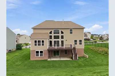 321 Hunters Field Cir, Jefferson Hills, PA 15025 - Photo 2