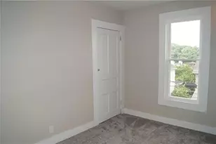 9 E Gaskill Ave, Jeannette, PA 15644 - Photo 16