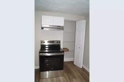 9 E Gaskill Ave, Jeannette, PA 15644 - Photo 14