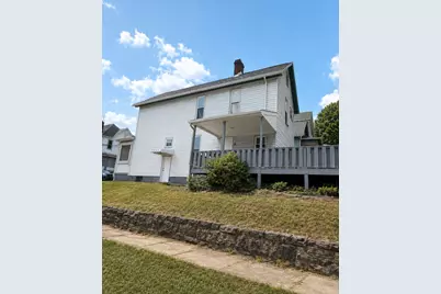 9 E Gaskill Ave, Jeannette, PA 15644 - Photo 2