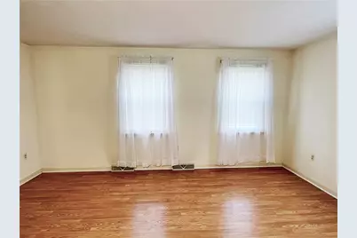 16 Windsor Court, Scott Township, PA 15220 - Photo 6