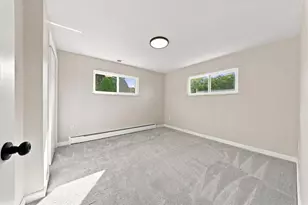 1106 Fairlane Dr, Hopewell Township, PA 15001 - Photo 18