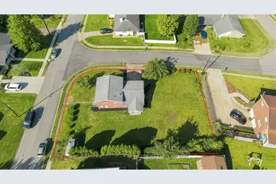 1106 Fairlane Dr, Hopewell Township, PA 15001 - Photo 28