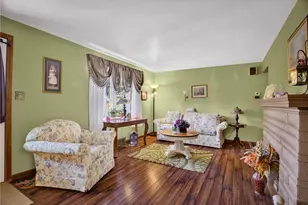 5237 Gardenville Rd, Bethel Park, PA 15236 - Photo 4