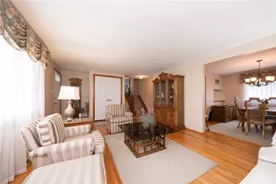 105 Viennese Dr, Pittsburgh, PA 15209 - Photo 4