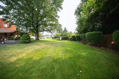 105 Viennese Drive, Pittsburgh, PA 15209 - Photo 2