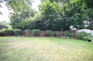 105 Viennese Dr, Pittsburgh, PA 15209 - Photo 2