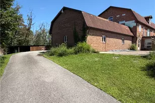 120 Hawkview Ln, Unity Township, PA 15650 - Photo 4