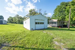 212 Victory St, Derry Township, PA 15717 - Photo 22