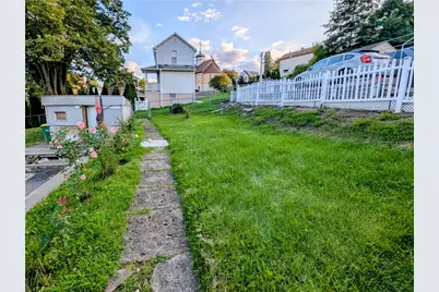 108 Kohler Ave, Twp of But SW, PA 16045 - Photo 22