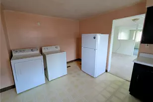 108 Kohler Ave, Twp of But SW, PA 16045 - Photo 12