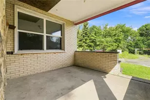 1114 Daisy Ln, Moon/Crescent Twp, PA 15046 - Photo 16