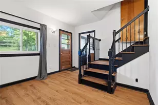 1114 Daisy Ln, Moon/Crescent Twp, PA 15046 - Photo 4
