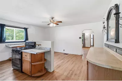 1114 Daisy Ln, Moon/Crescent Twp, PA 15046 - Photo 8