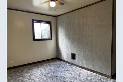 710 Irving Street, Vandergrift, PA 15690 - Photo 16