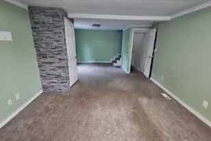 445 Ohio Ave, Rochester, PA 15074 - Photo 6