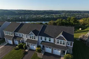 2056 Cade Dr, Center Township, PA 15061 - Photo 40