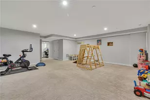 2056 Cade Dr, Center Township, PA 15061 - Photo 26