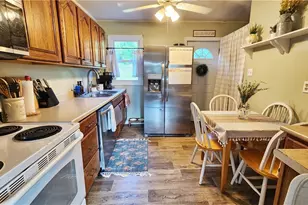 1023 Aetna Dr, Ellwood City, PA 16117 - Photo 12