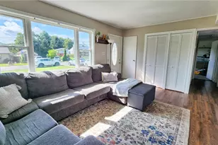 1023 Aetna Dr, Ellwood City, PA 16117 - Photo 10