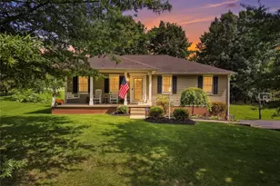 405 Freedom Rd, Economy, PA 15042 - Photo 2