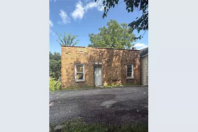 323 Summit Ave, Beaver, PA 16117 - Photo 2