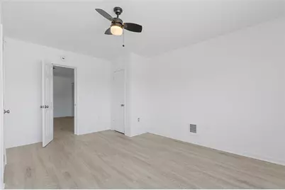 258 E Warrington Ave, Pittsburgh, PA 15210 - Photo 18