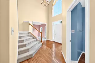 111 Walnut Dr, Robinson Twp, PA 15136 - Photo 4
