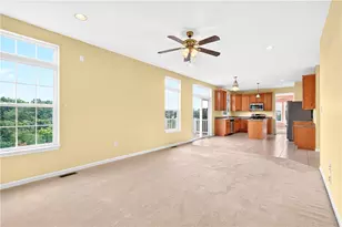 111 Walnut Dr, Robinson Twp, PA 15136 - Photo 10